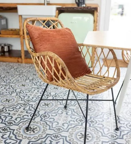 De Boterhal - Op Natuurboerderij Nyaraló Hem