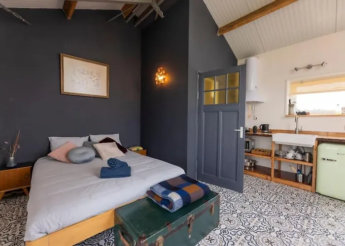 De Boterhal - Op Natuurboerderij Nyaraló *