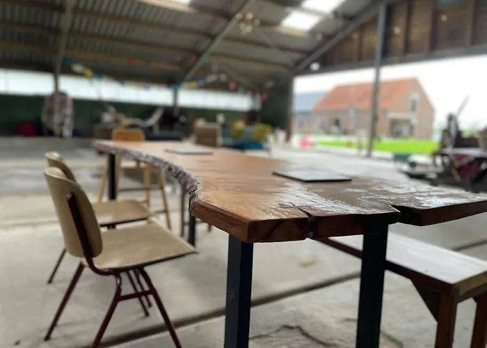 De Boterhal - Op Natuurboerderij Nyaraló